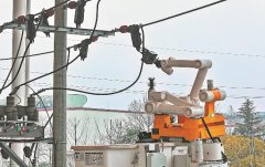 <b>无人驾驶机械人进行卫生洁净功课</b>
